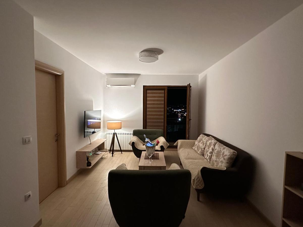 Dow Apartments - Luxury 13Th Floor, Parking Skopje Exteriör bild